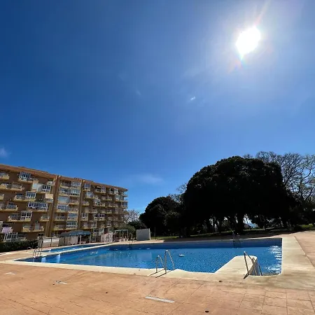 Edificio Iris, Benalmádena בנאלמדנה
