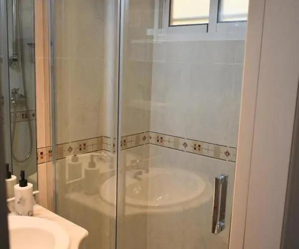 Edificio Iris, Benalmádena * בנאלמדנה